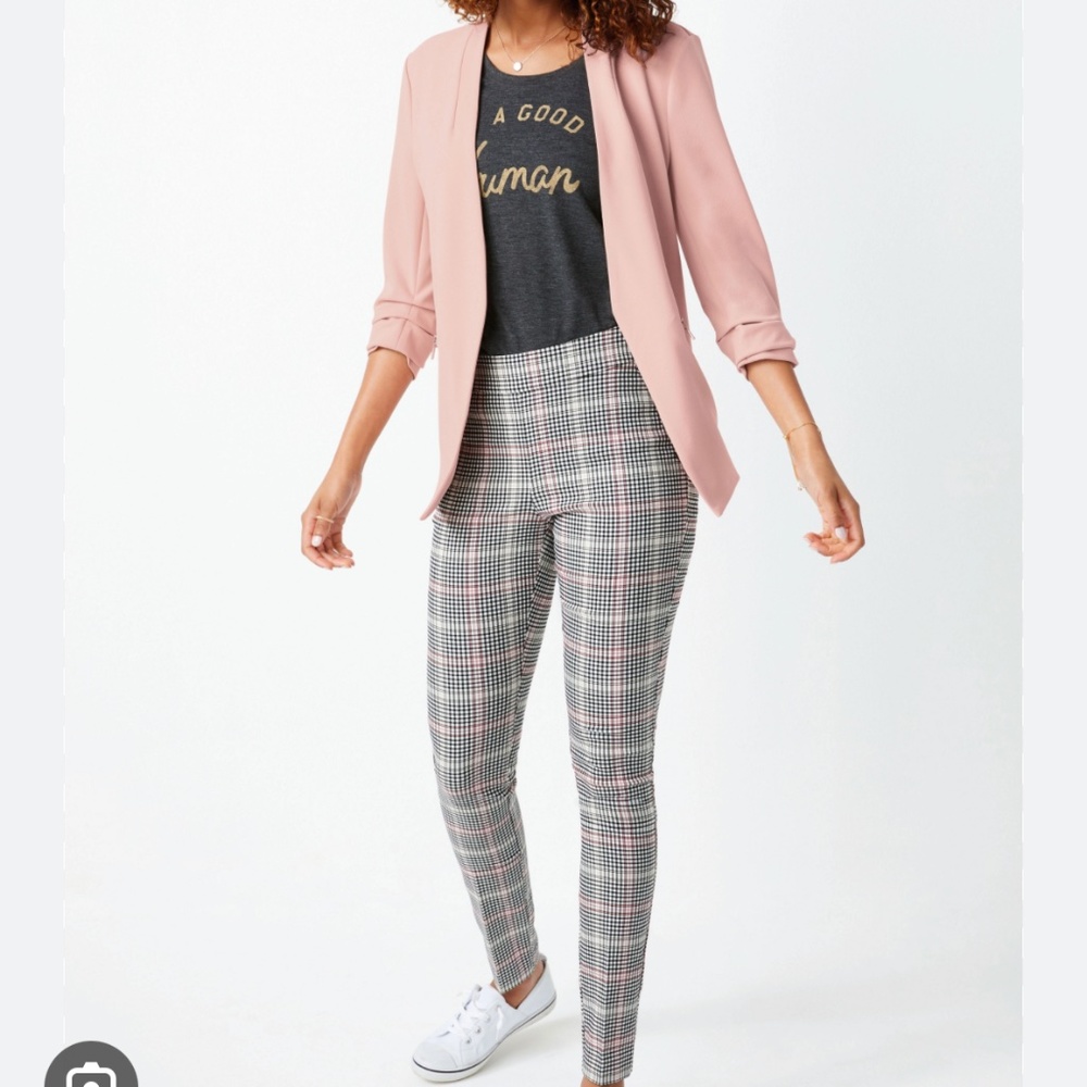 NWOT PULL ON PANT